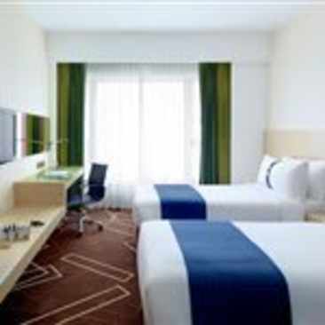 Holiday Inn Express Kowloon East